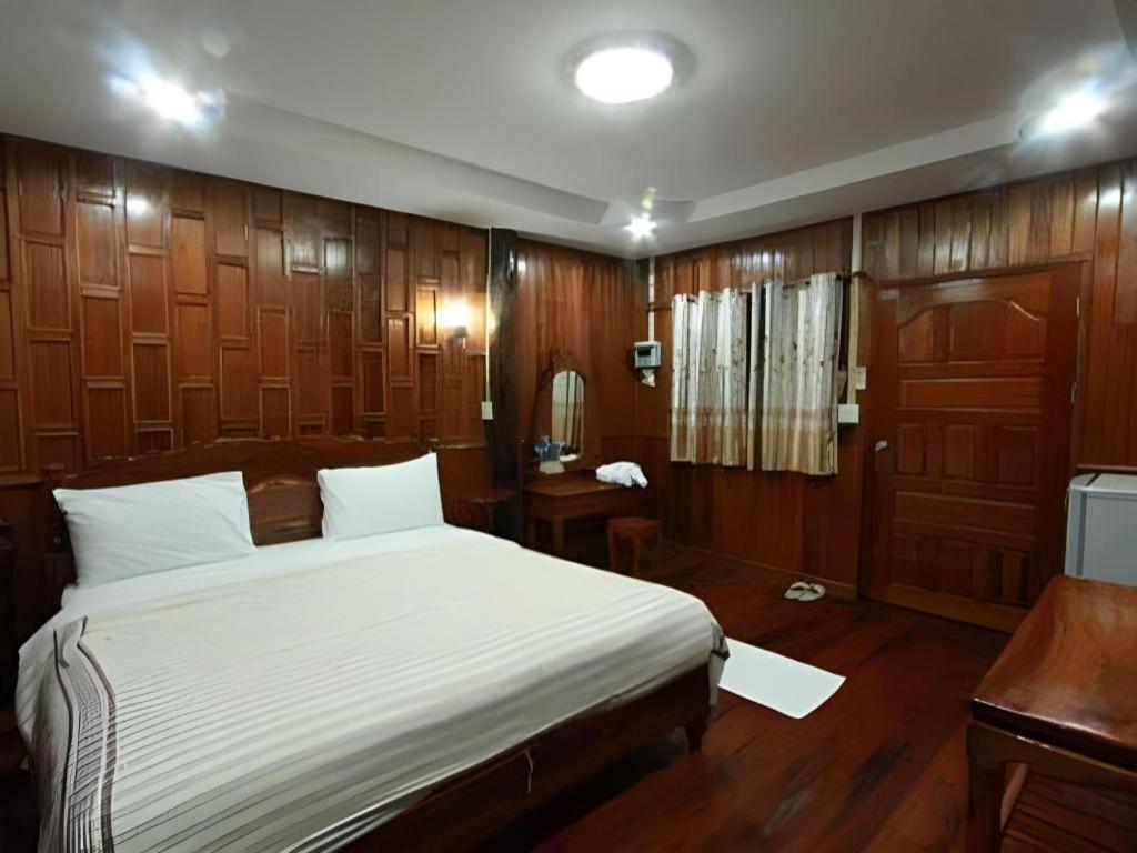 Plaifah Resort Ubon Song Khon Экстерьер фото