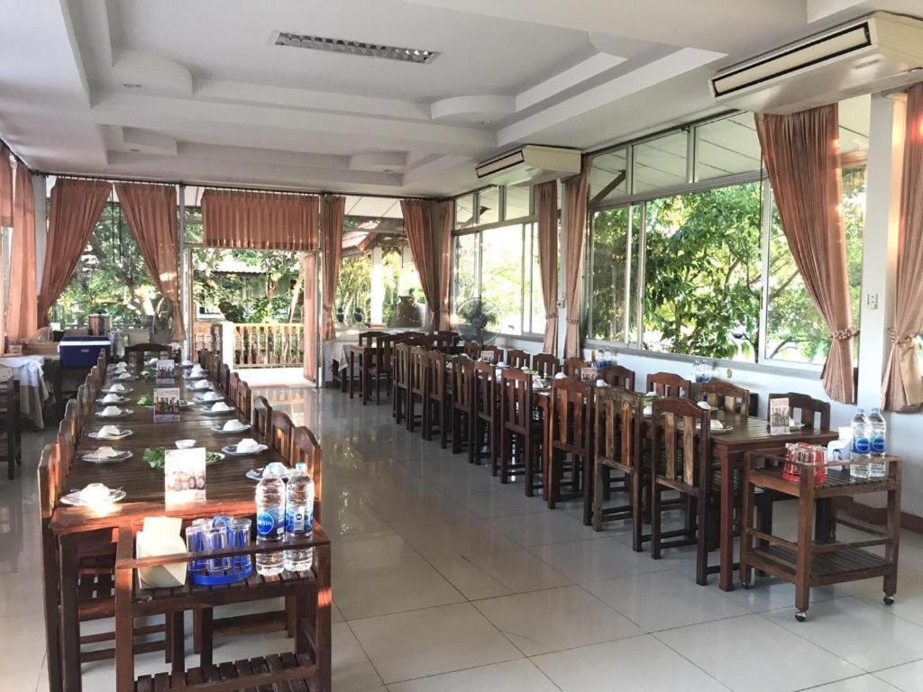 Plaifah Resort Ubon Song Khon Экстерьер фото