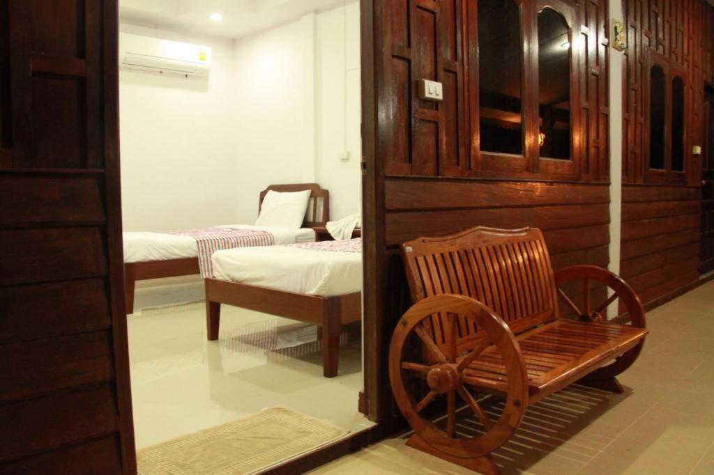 Plaifah Resort Ubon Song Khon Экстерьер фото