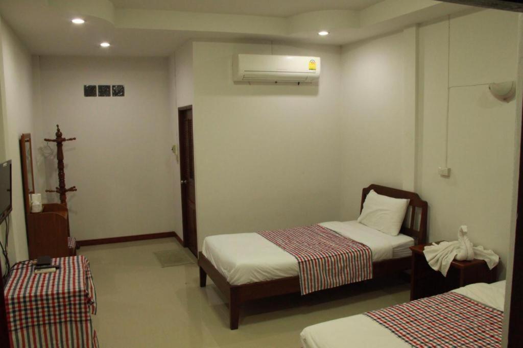 Plaifah Resort Ubon Song Khon Экстерьер фото