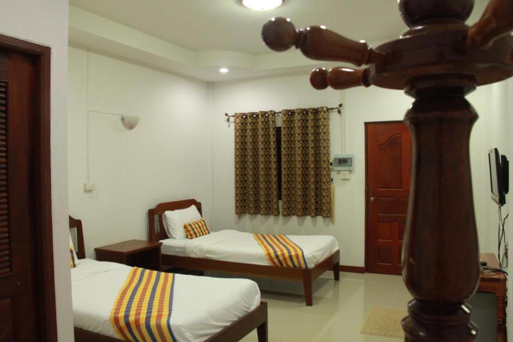 Plaifah Resort Ubon Song Khon Экстерьер фото