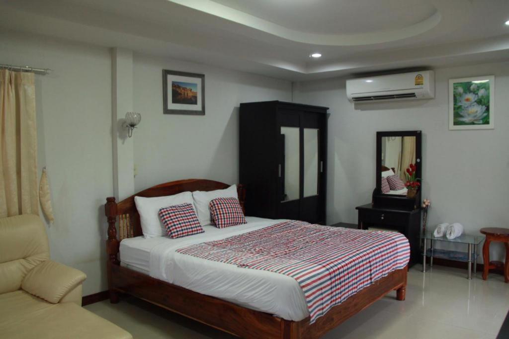 Plaifah Resort Ubon Song Khon Экстерьер фото